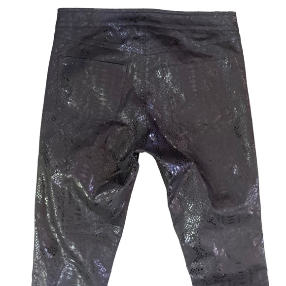Lola & Sophie Snake Print Black Skinny Pants - Picture 7 of 12